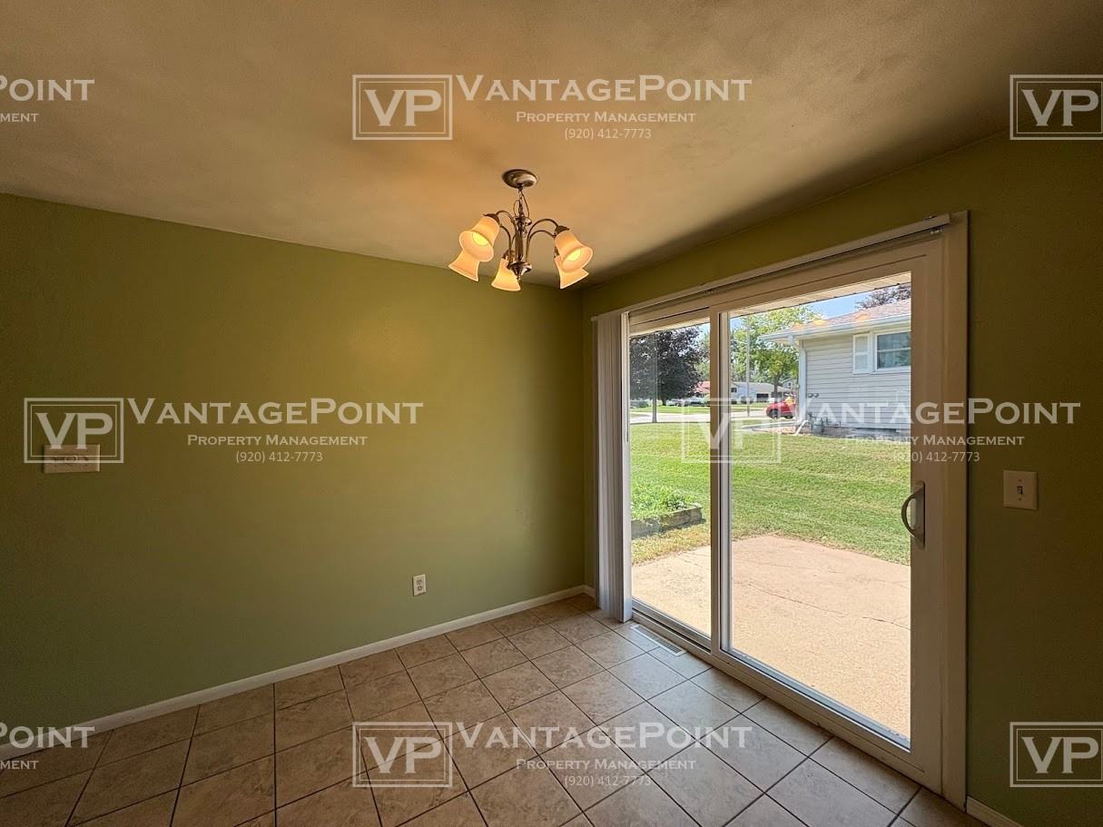 827 Glenpark Dr #827 - Photo 5 of 16