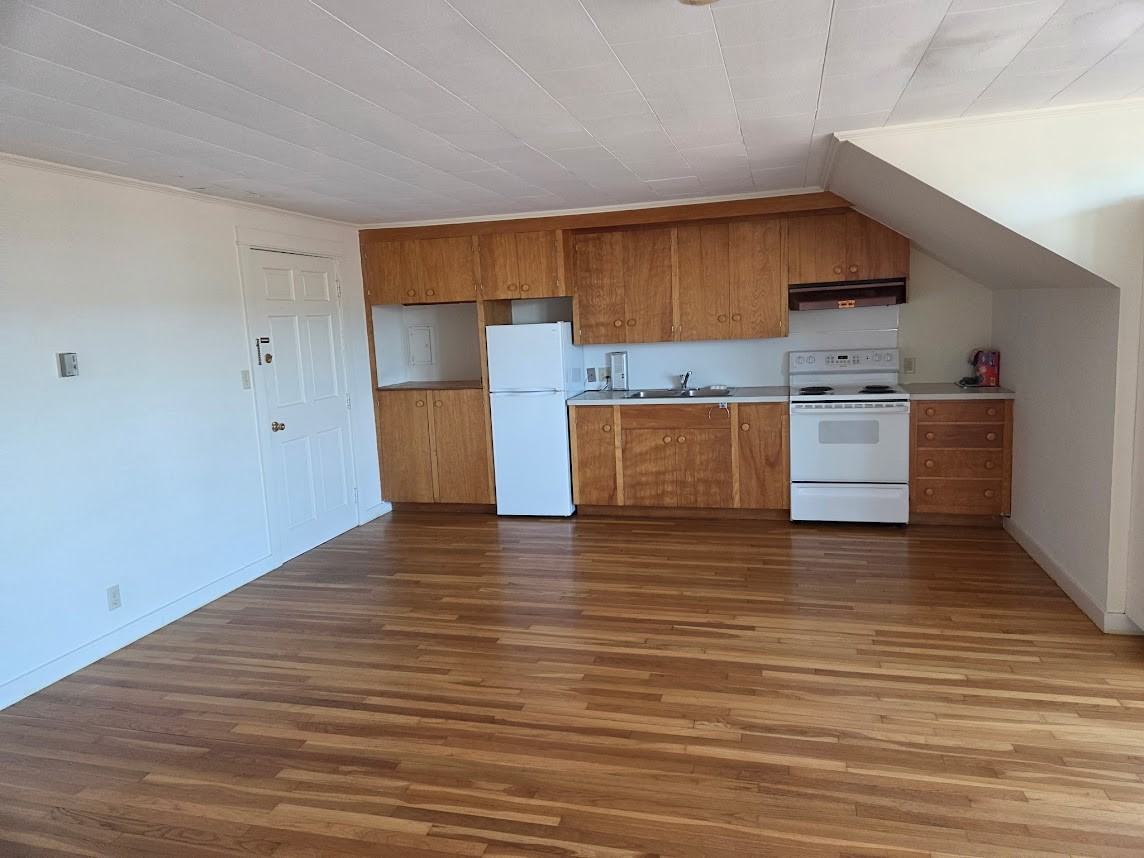 17 Elm StreetUnit 402 - Photo 3 of 4