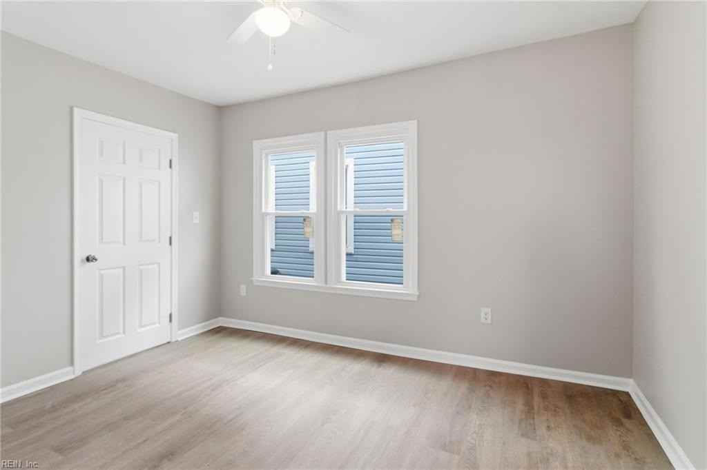 1442 W 41st St #1 - Photo 6 of 13