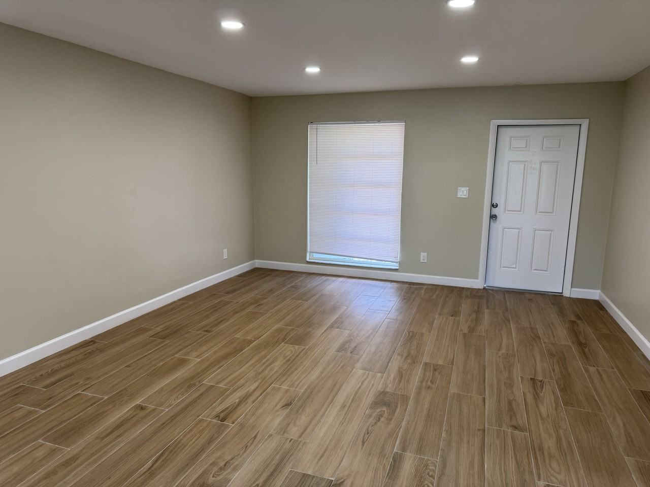 683 110th Ave N #1 - Photo 5 of 15