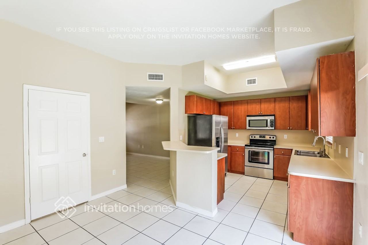 8910 Sw 220th Ln - Photo 6 of 18