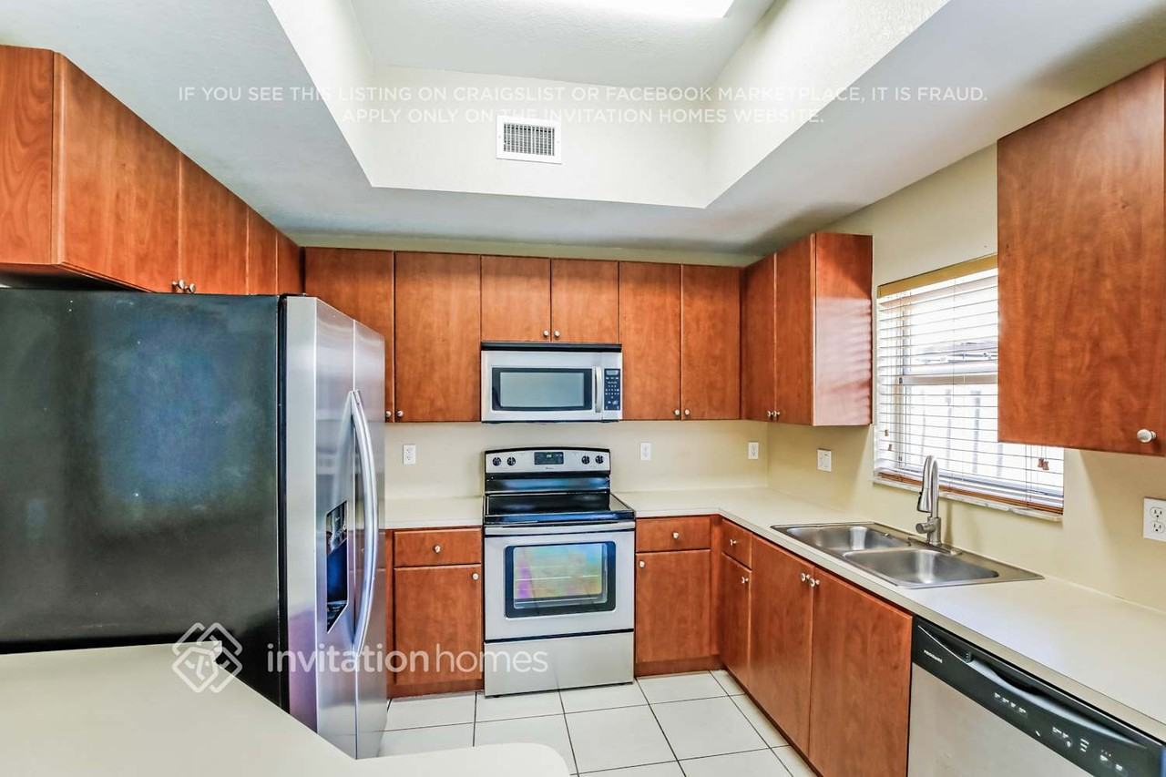 8910 Sw 220th Ln - Photo 7 of 18