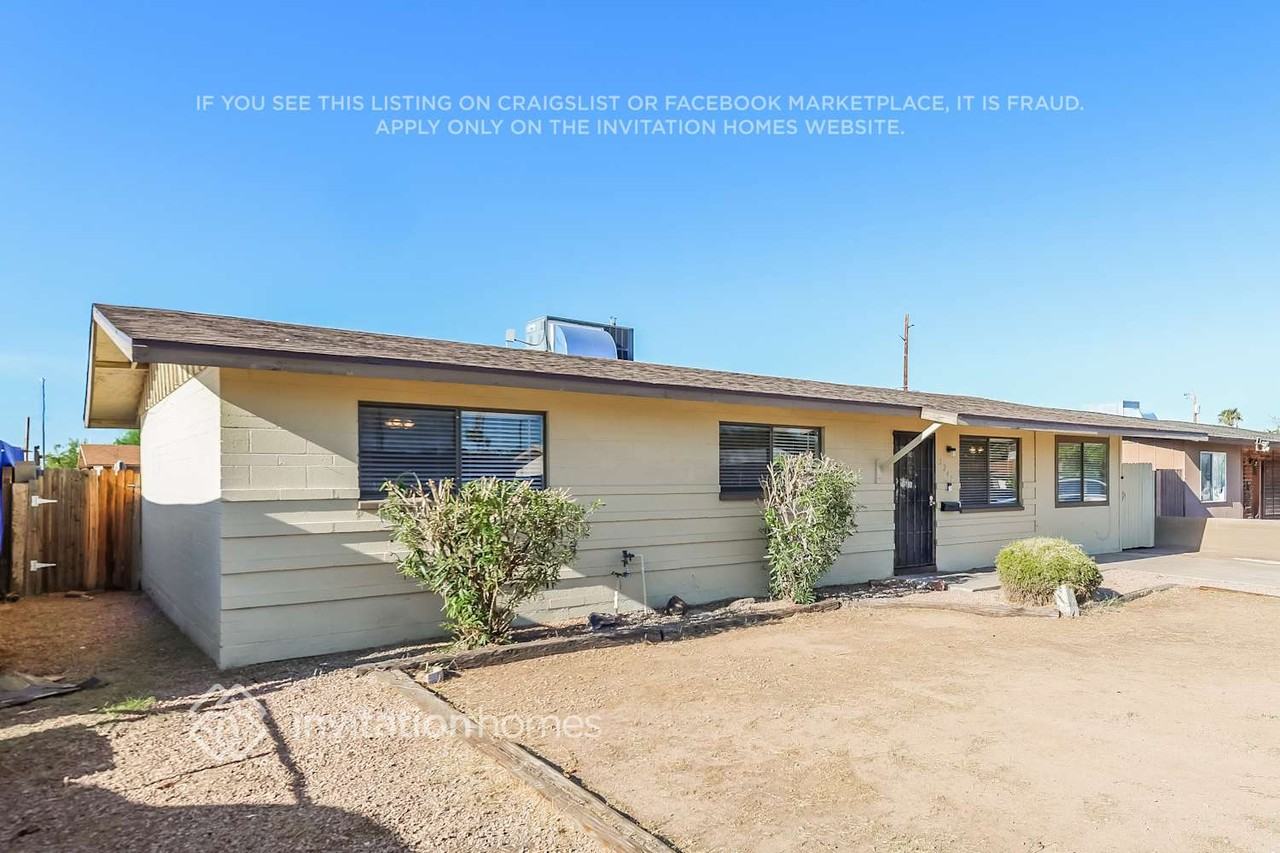 2247 W Cortez St - Photo 3 of 17