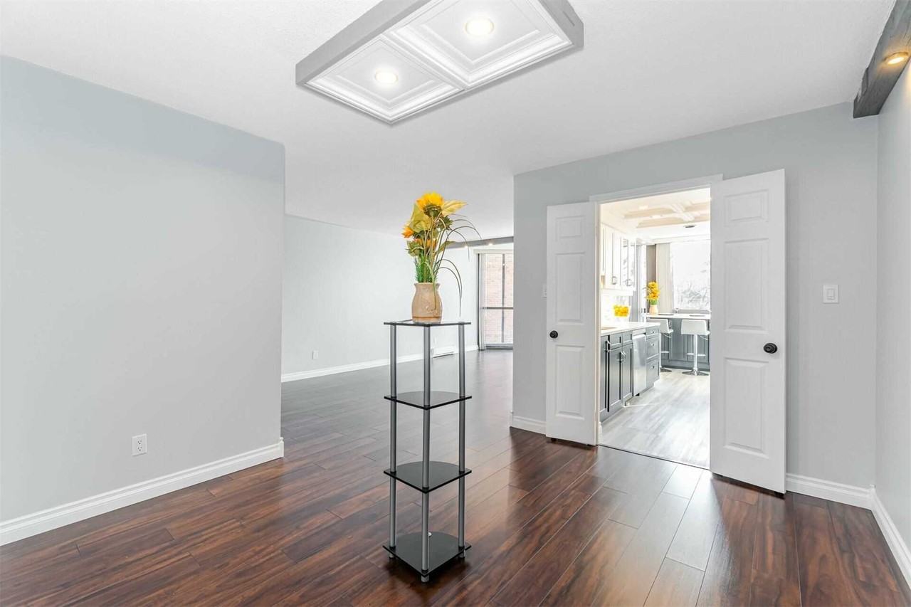 1240 Marlborough Court - Photo 5