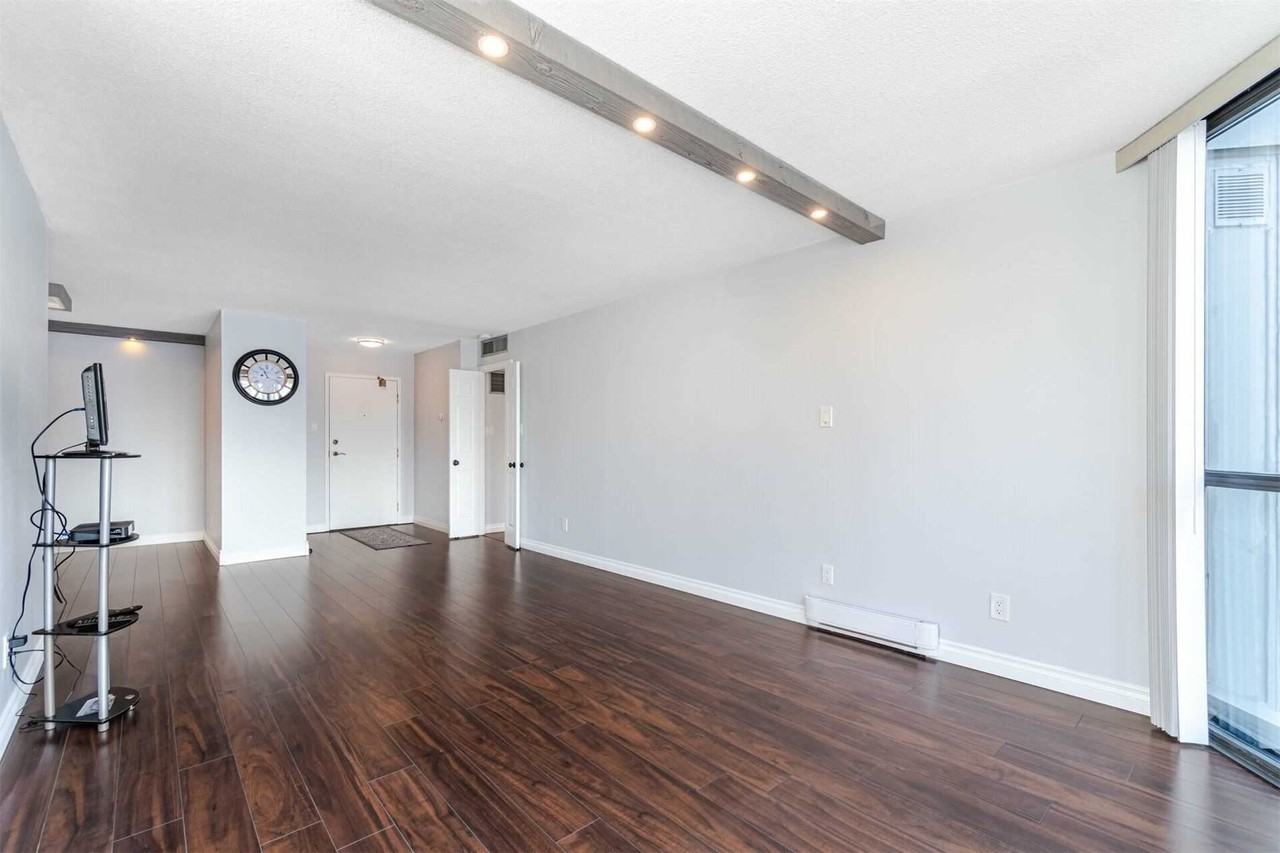1240 Marlborough Court - Photo 11