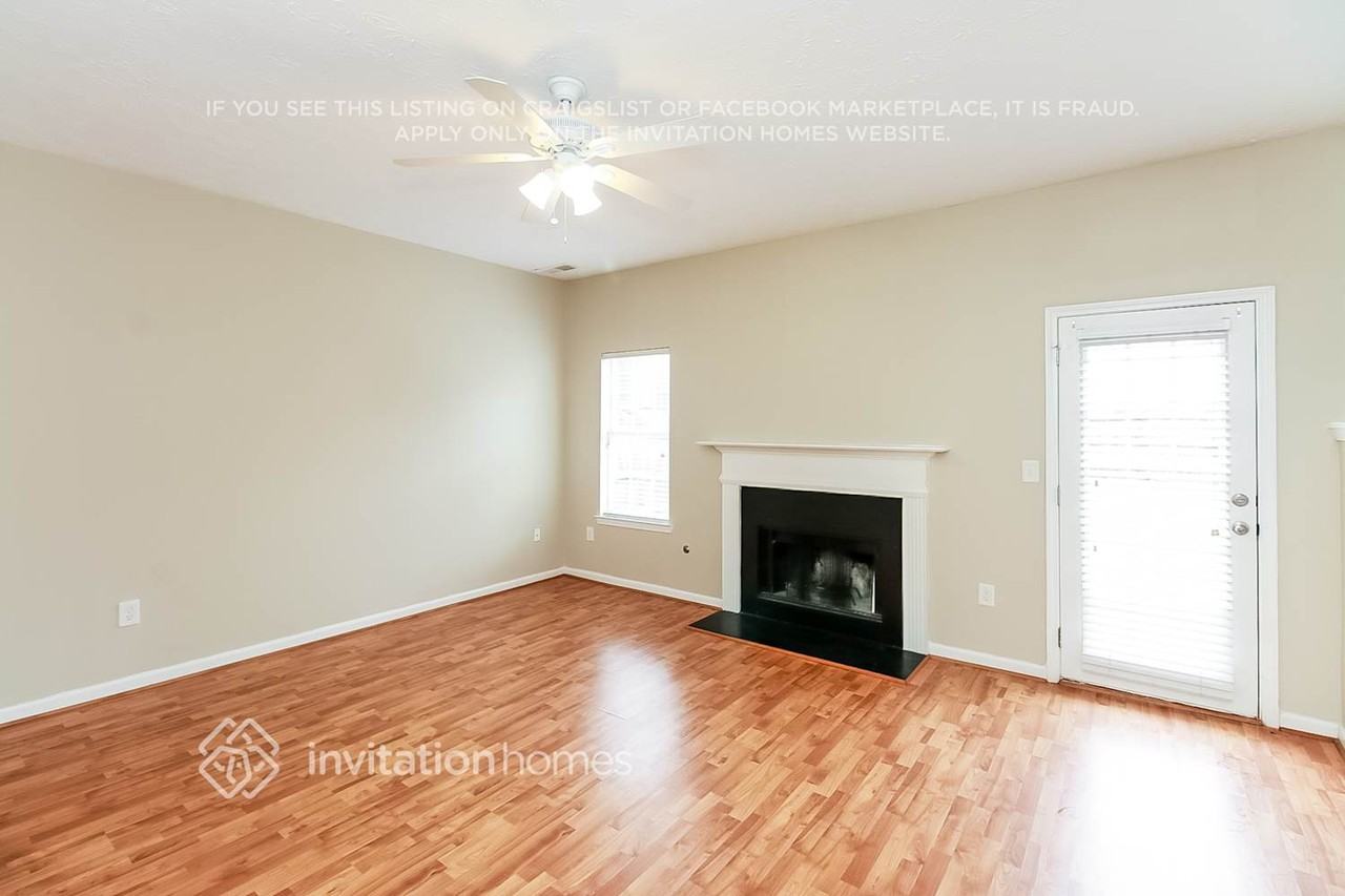 34 Churchill Park Dr - Photo 3 of 19
