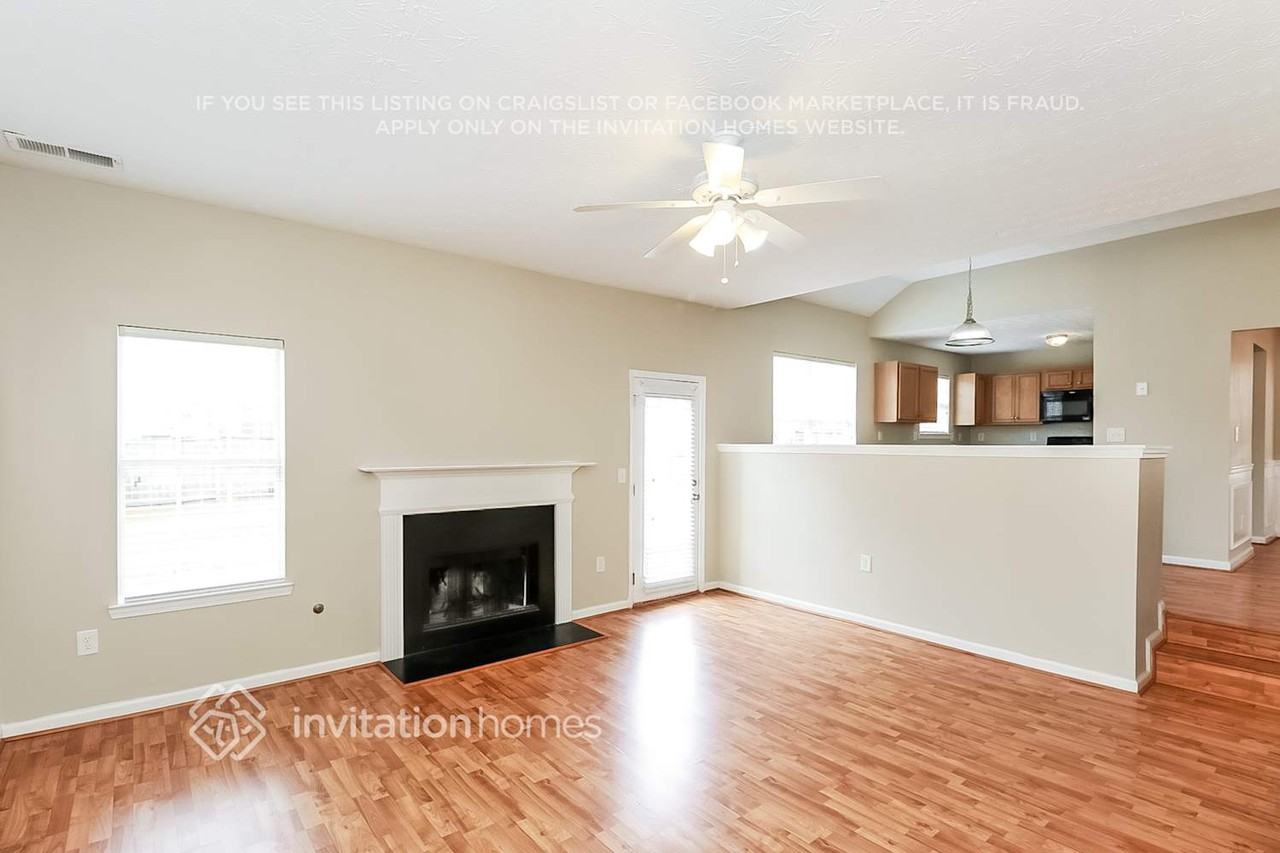 34 Churchill Park Dr - Photo 4 of 19