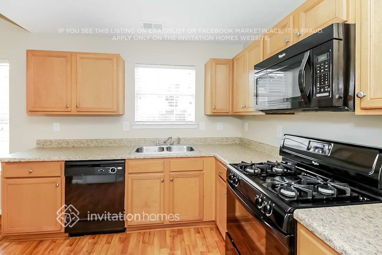 34 Churchill Park Dr - Photo 7 of 19