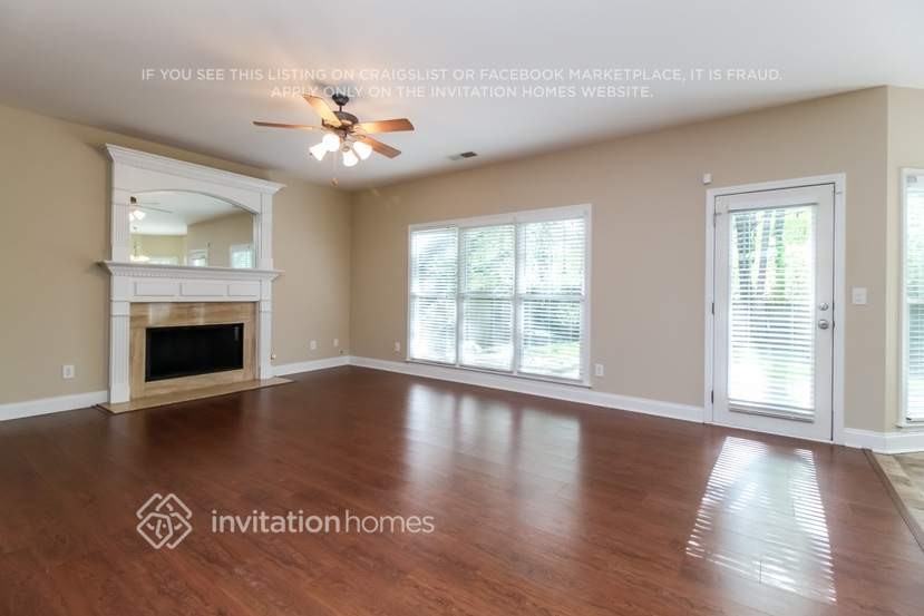 4165 Haynes Mill Ct Nw - Photo 4 of 31