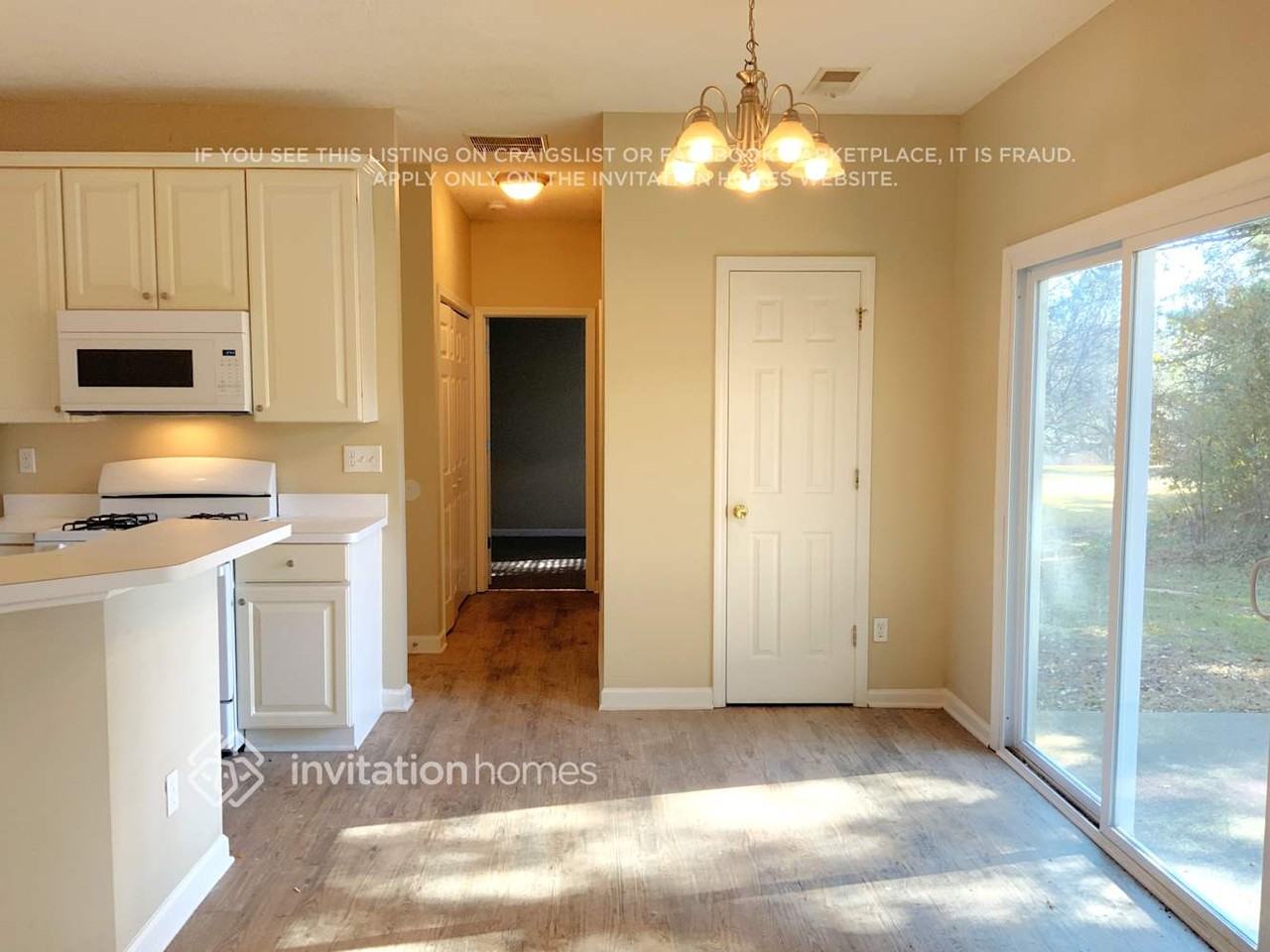 8220 River Mill Ct - Photo 6 of 13