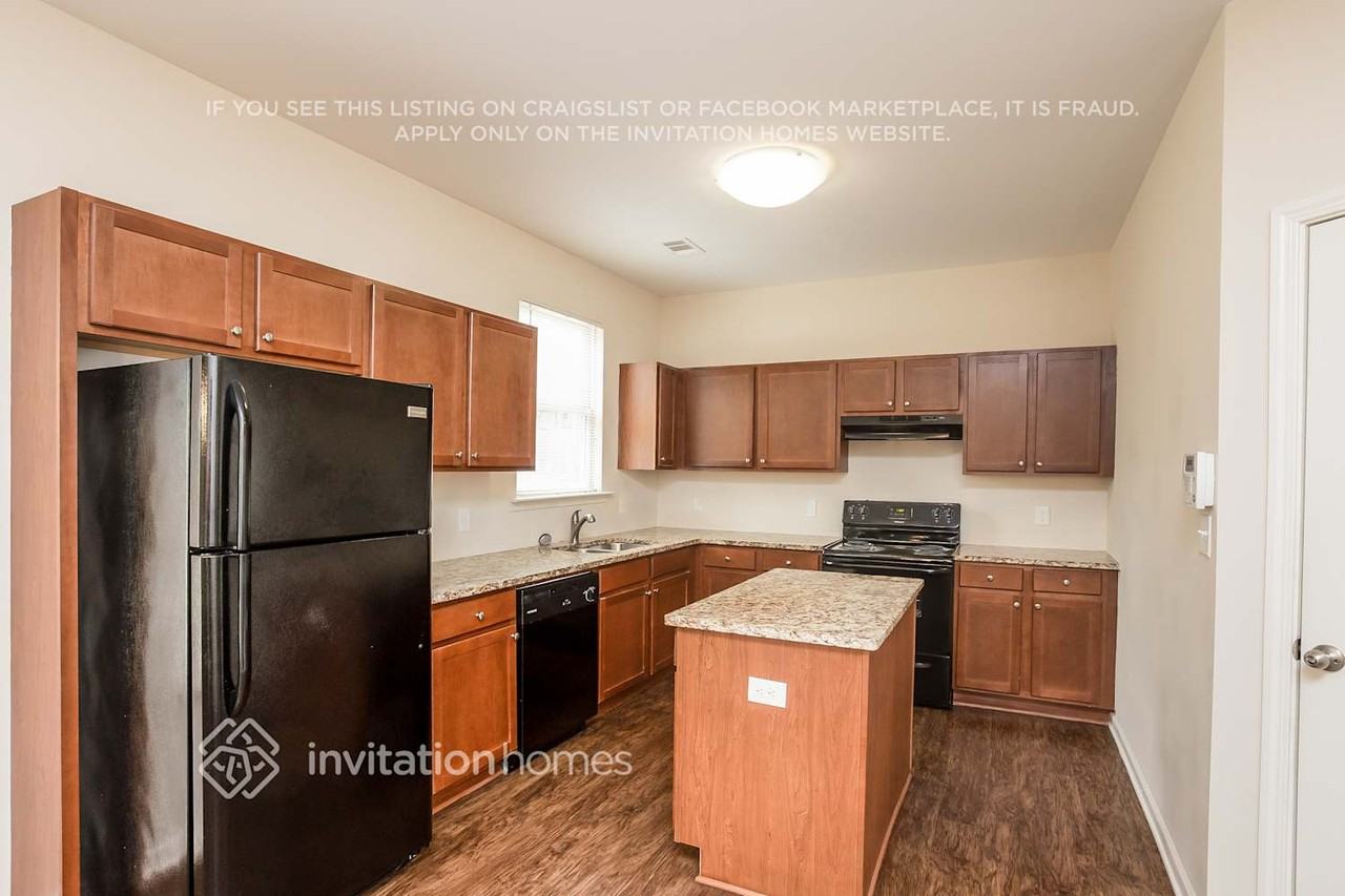 178 Forrest Park Ln - Photo 5 of 20