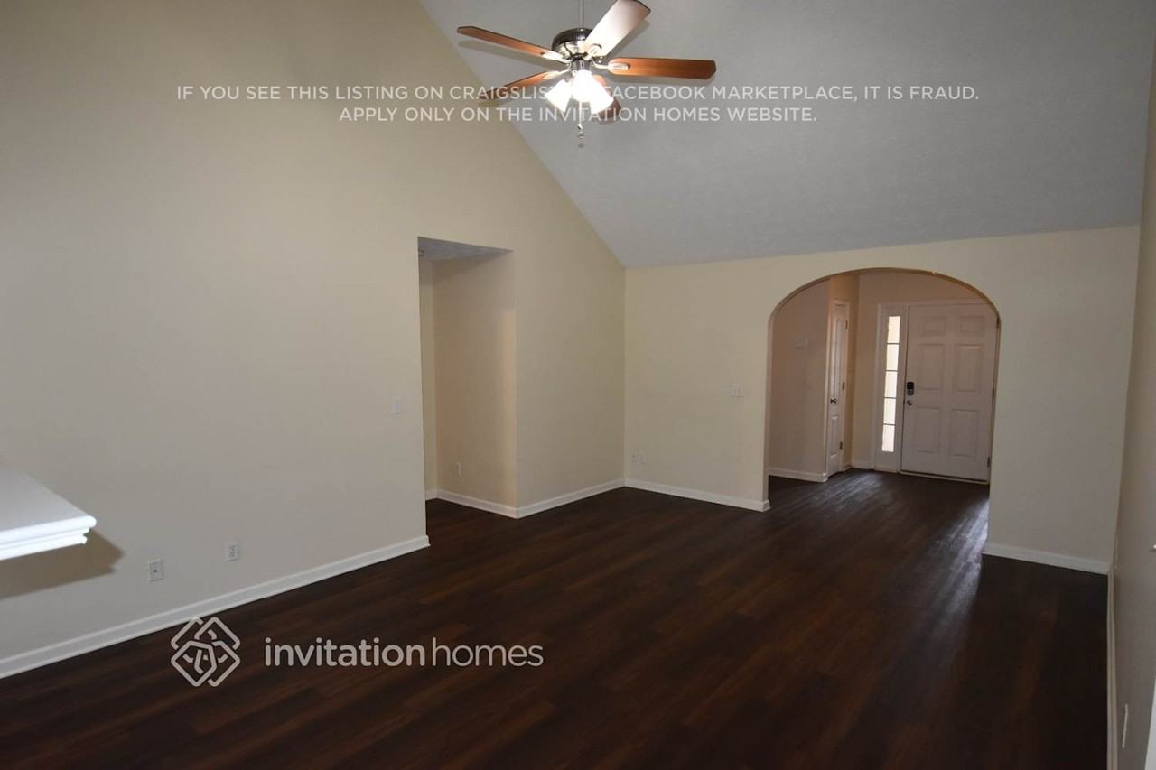 3060 Reynolds Run - Photo 4 of 12