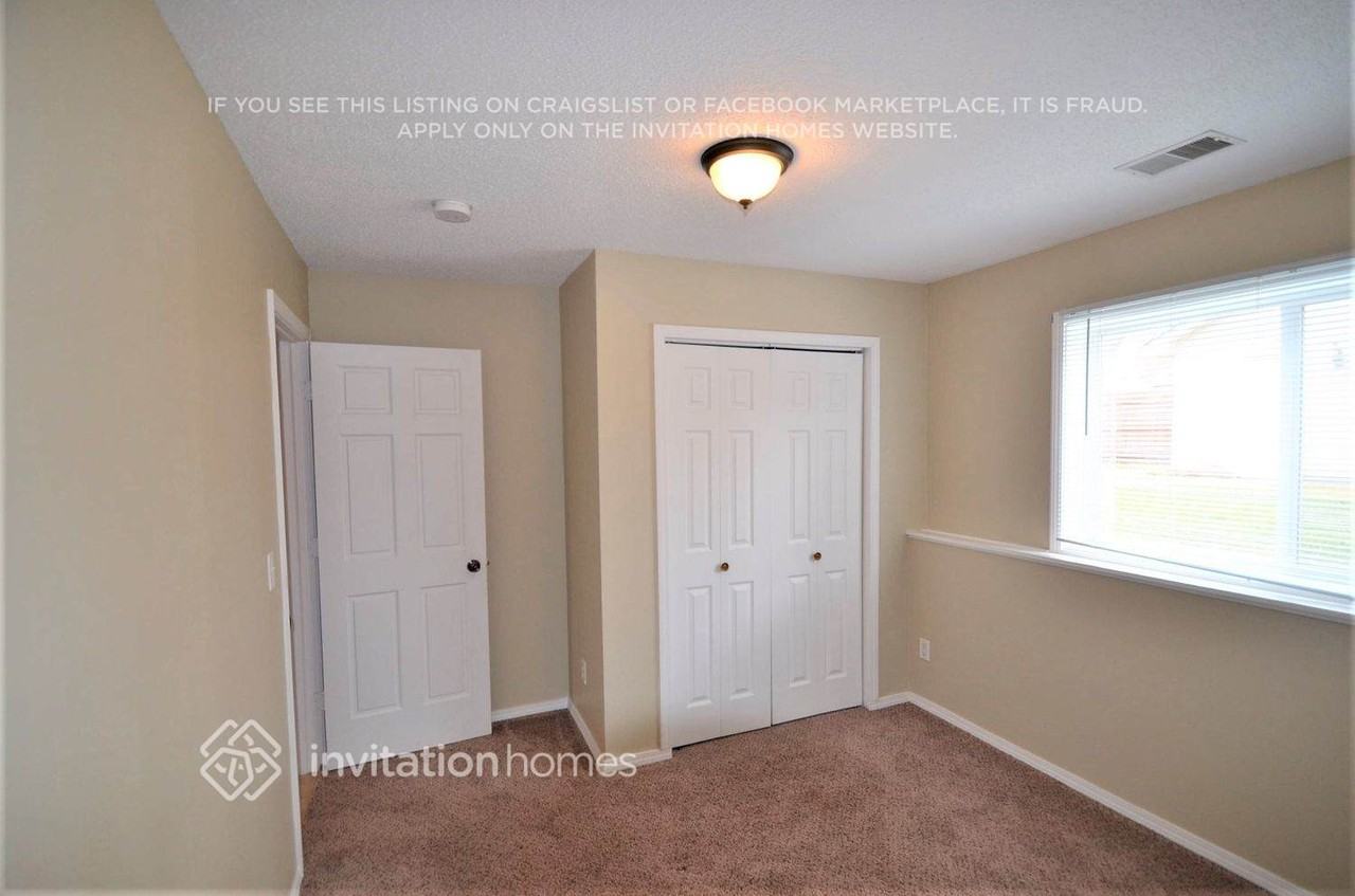351 4th Ave S - Photo 5 of 16