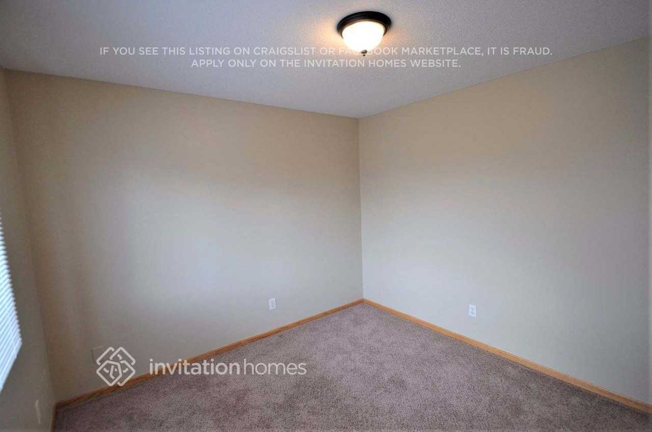 351 4th Ave S - Photo 7 of 16