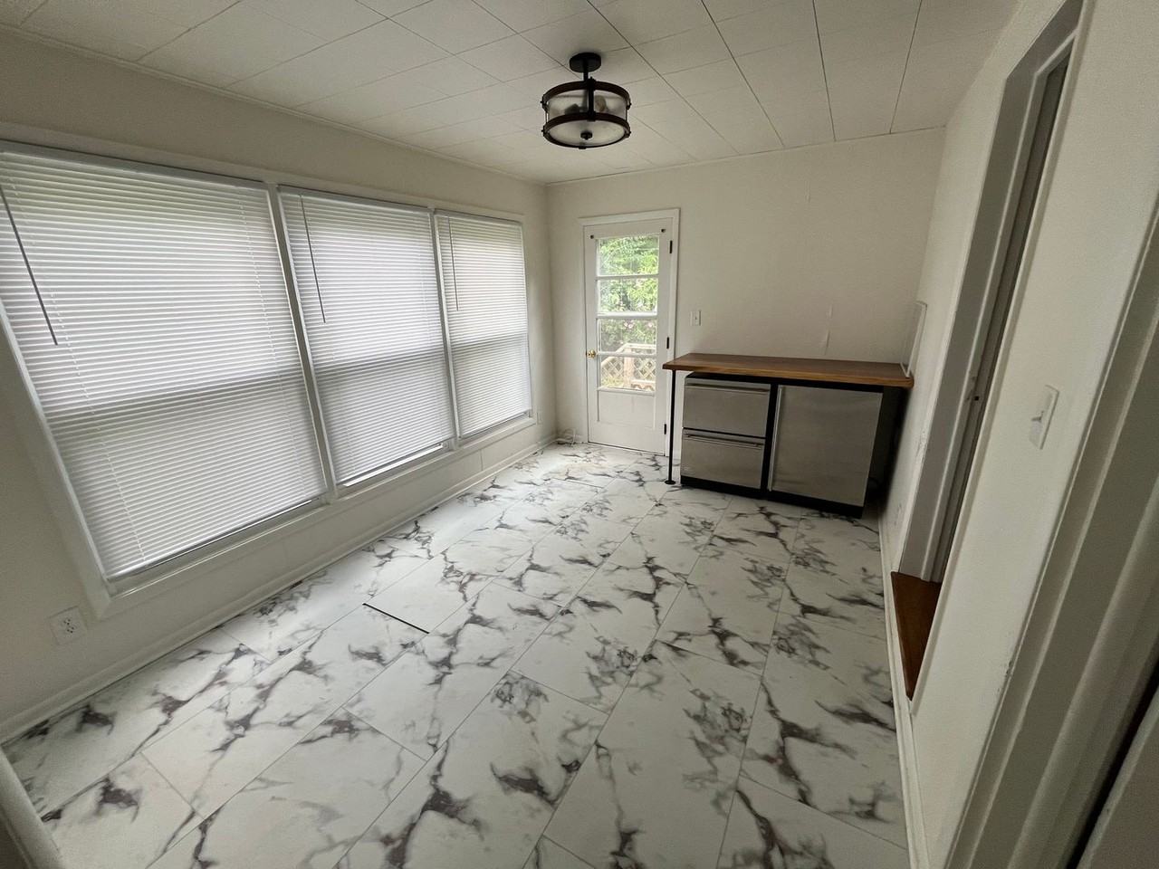 1005 E Wylie St - Photo 7 of 30