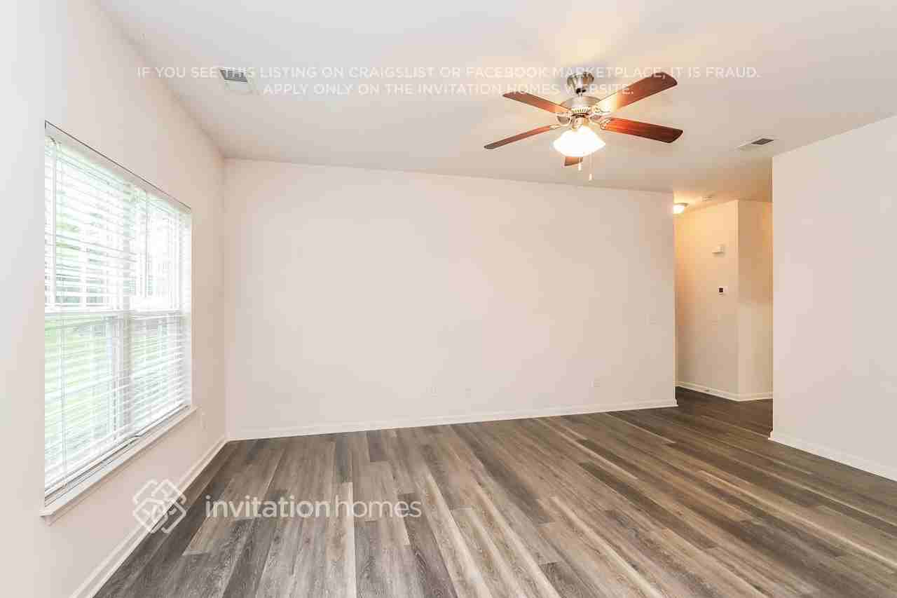109 Brookbank Ct - Photo 6 of 16