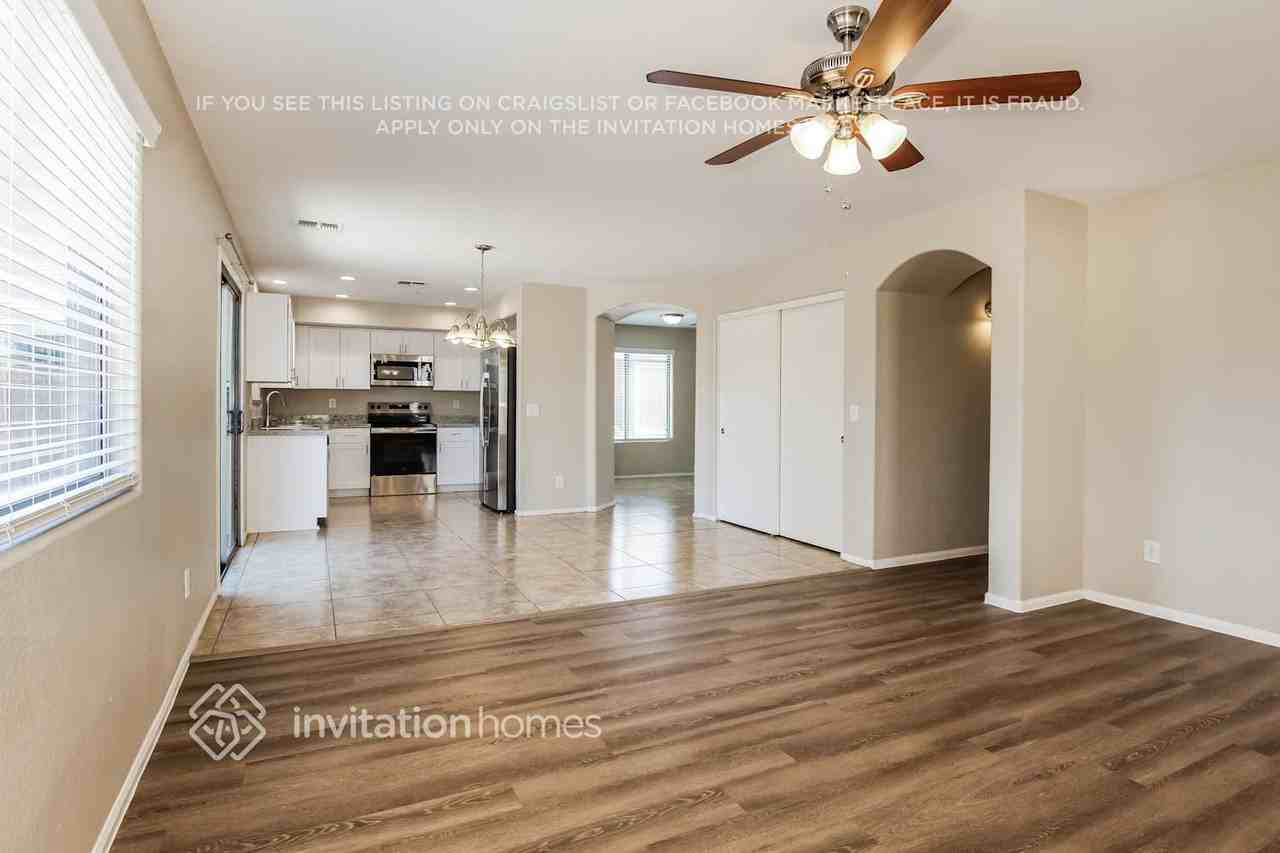 15986 W Durango St - Photo 7 of 18