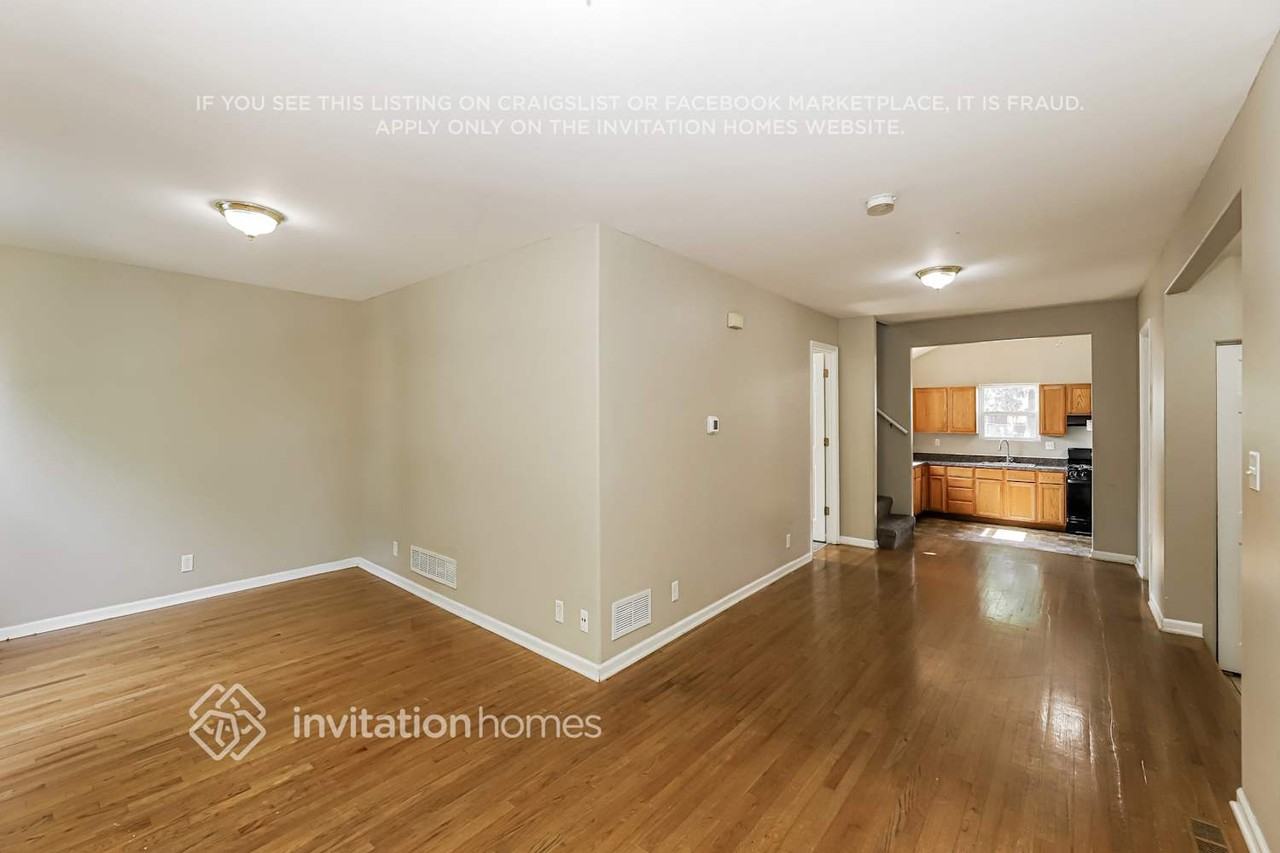 783 E Galena Blvd - Photo 4 of 18