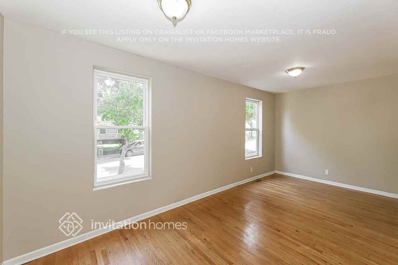 783 E Galena Blvd - Photo 5 of 18