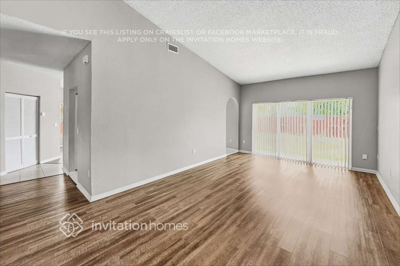 9191 Sw 212th Ter - Photo 5 of 19