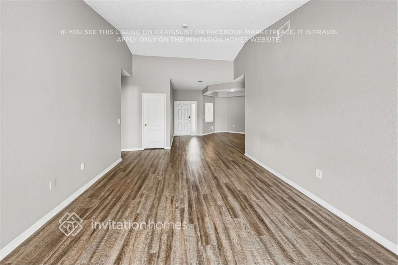 9191 Sw 212th Ter - Photo 4 of 19