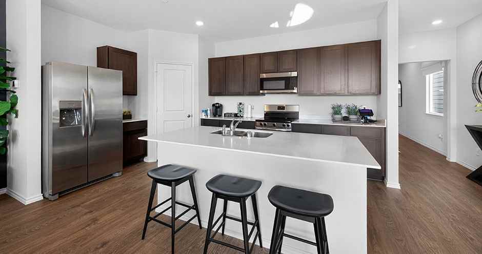 Urbane Duo Townhomes - Photo 5 of 15