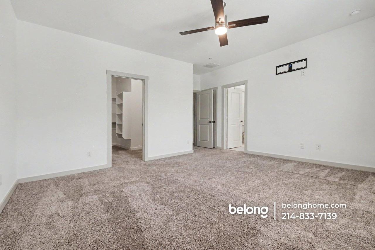 424 Matthew Dr - Photo 7 of 21