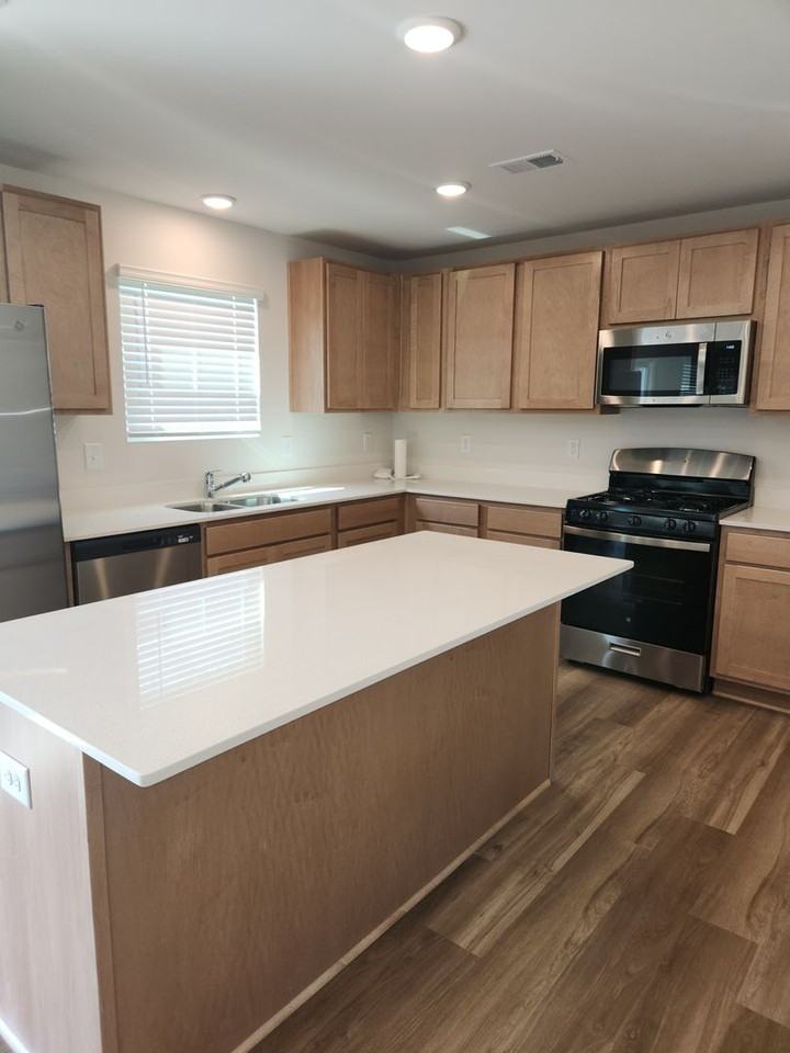 304 Paratrooper Ln - Photo 3 of 9