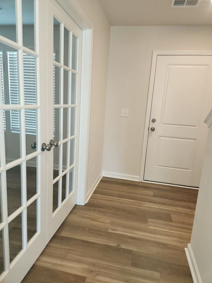 304 Paratrooper Ln - Photo 5 of 9