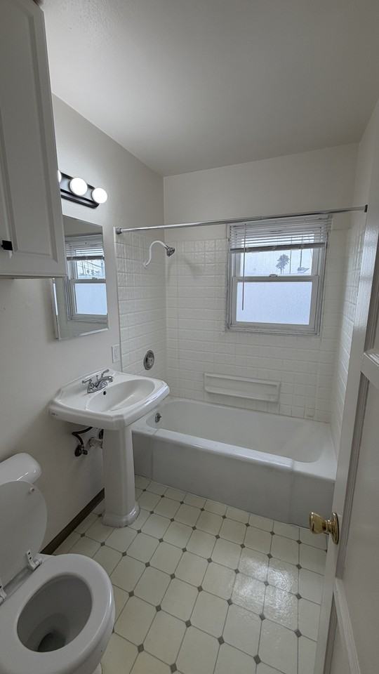 4870 Niagara Ave #4870 - Photo 6 of 16