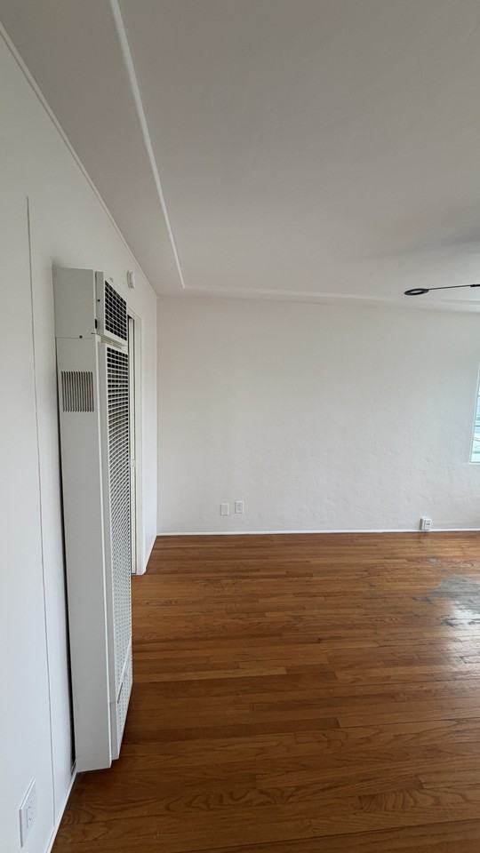4870 Niagara Ave #4870 - Photo 7 of 16