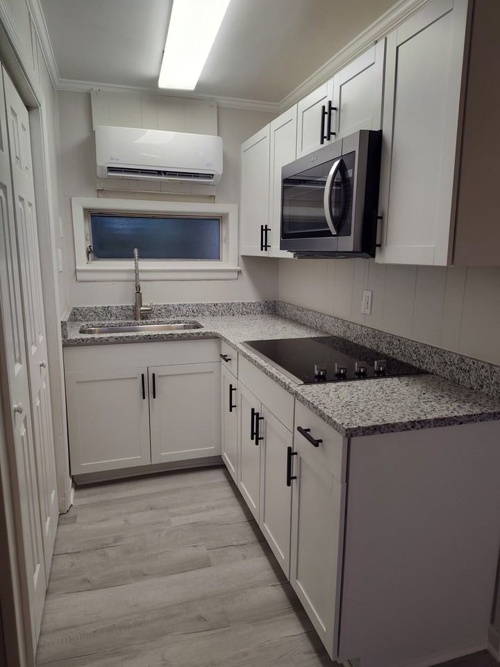 1804 E Ash St #12 - Photo 4 of 6