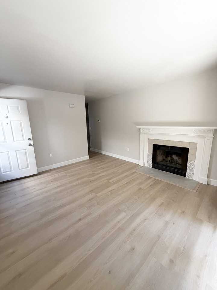 151 Francis Cir #1 - Photo 3 of 22