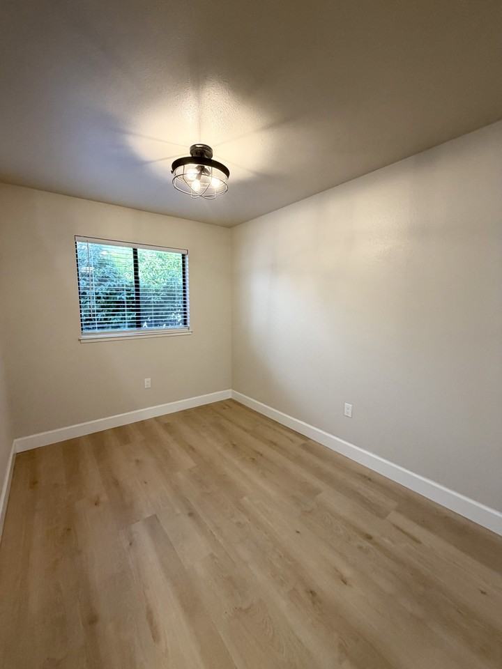 151 Francis Cir #1 - Photo 4 of 22