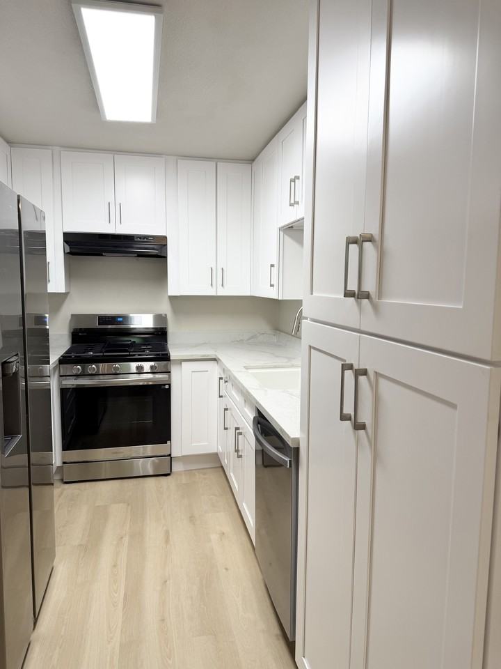 151 Francis Cir #1 - Photo 6 of 22