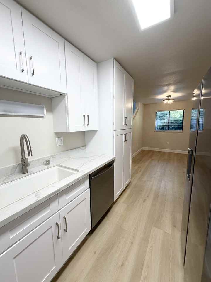 151 Francis Cir #1 - Photo 7 of 22