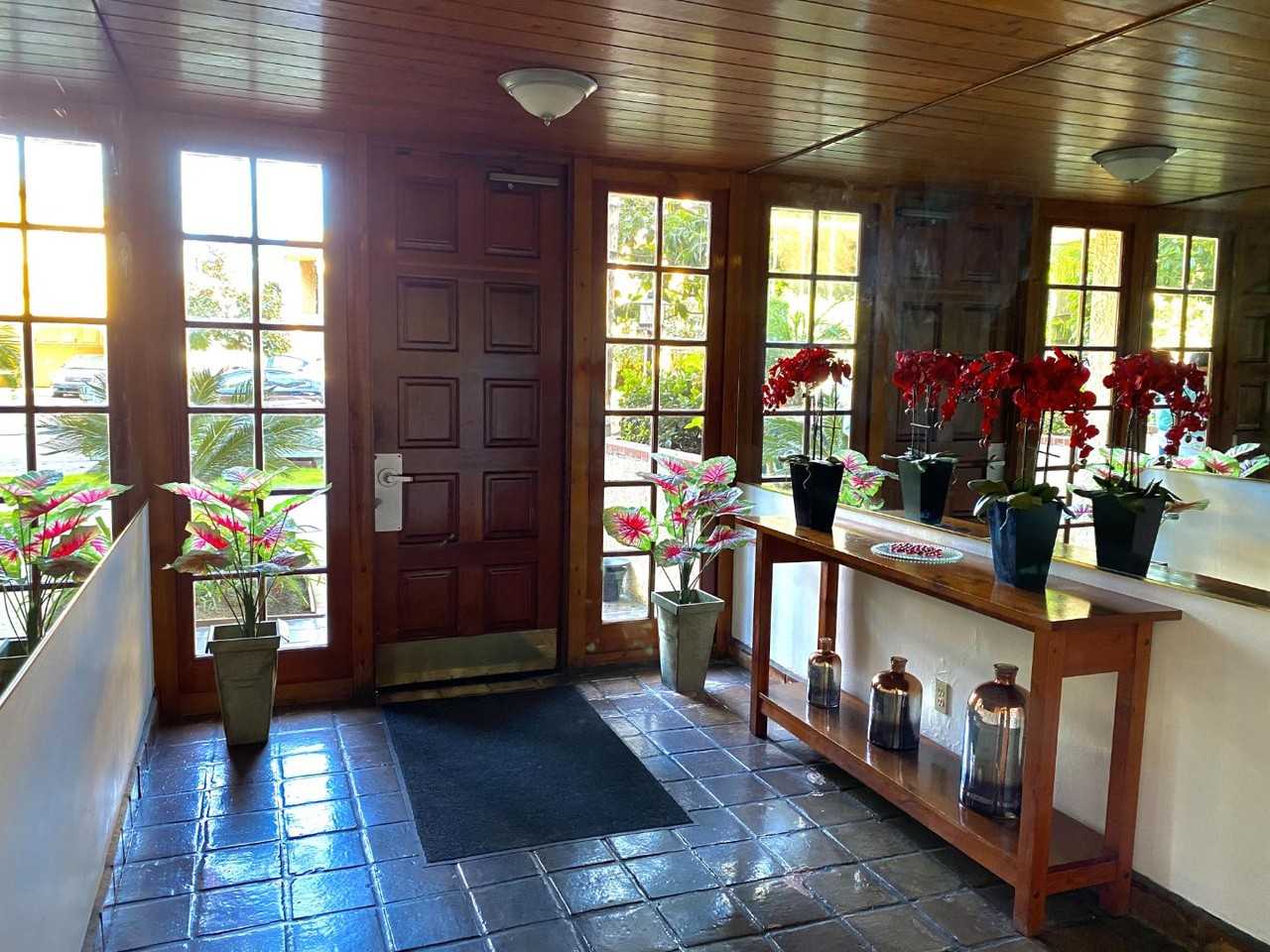 1715 Camden Ave - Photo 7 of 7