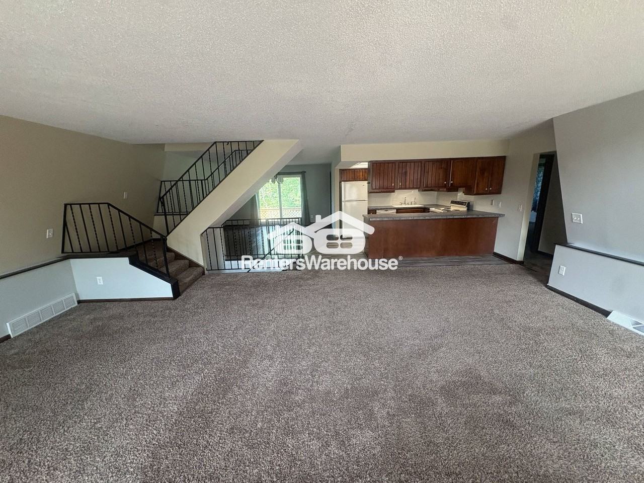 4940 115th Ave Ne - Photo 3 of 22
