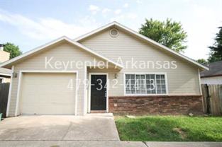 736 W Poplar St - Photo 1 of 1