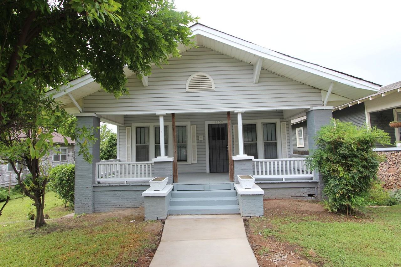 1509 4th Ave W