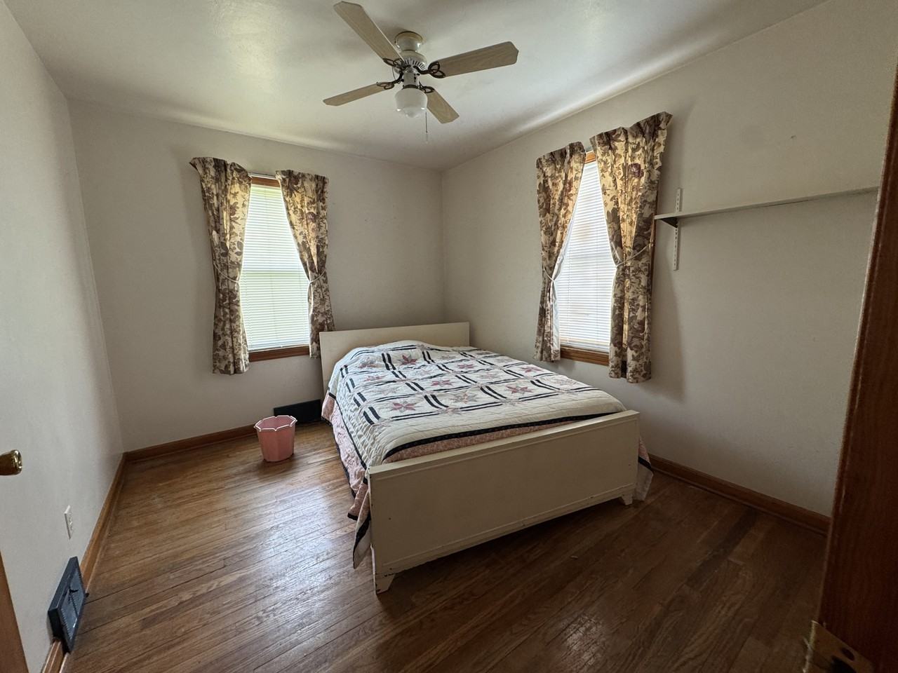241 Helena Dr #1 - Photo 3 of 7