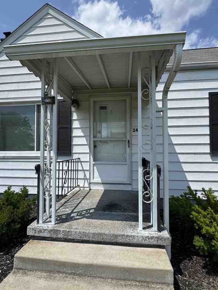 241 Helena Dr #1 - Photo 5 of 7