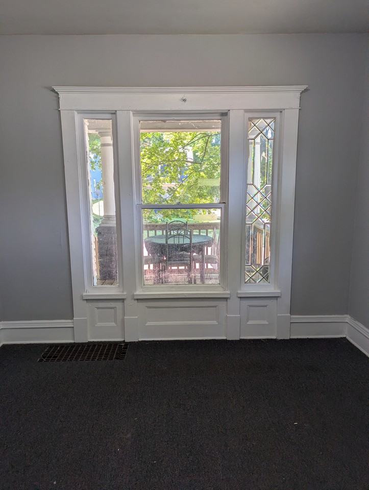 614 Lafayette St #1 - Photo 2 of 5