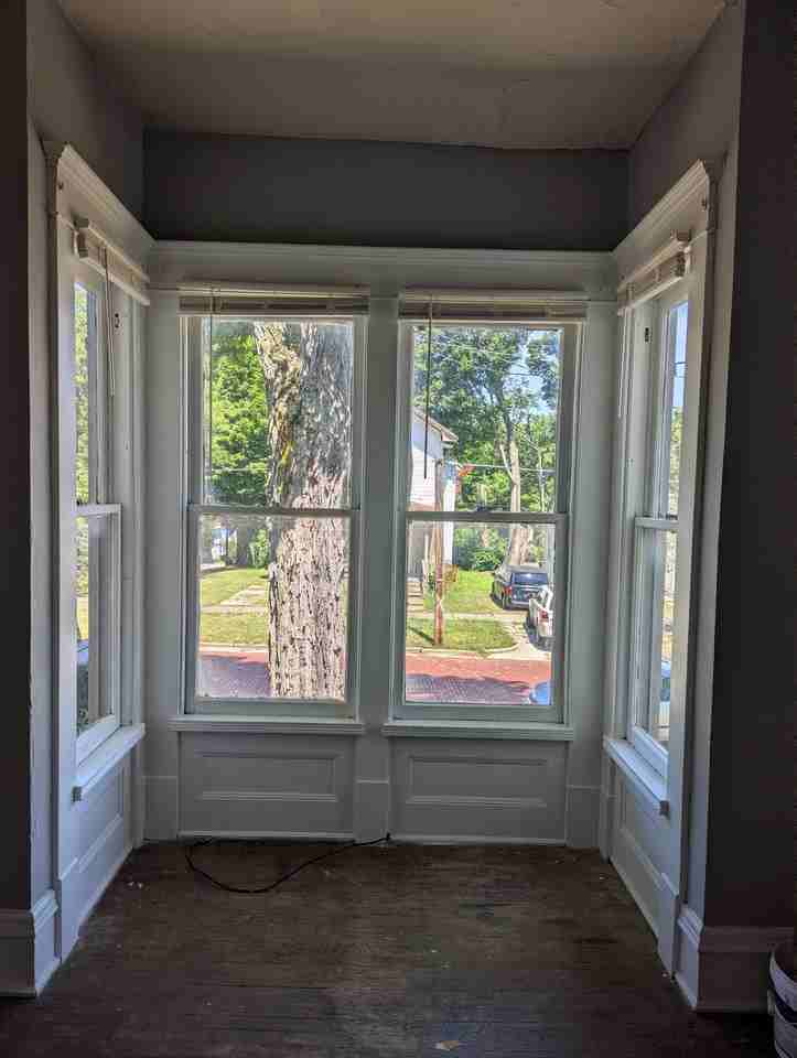 614 Lafayette St #1 - Photo 3 of 5