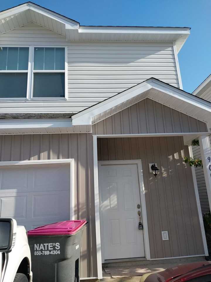 9003 Banyan Beach Dr - Photo 3 of 46