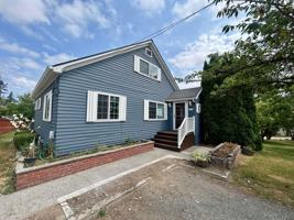 featured image of 1817 Leland Dr