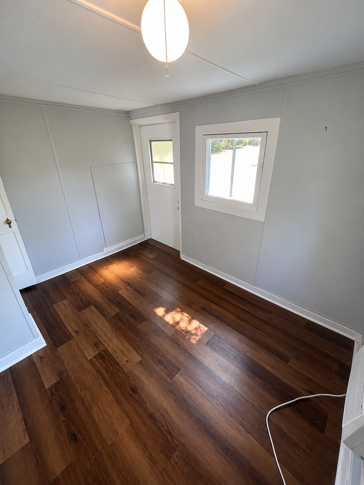 5517 18th St - Photo 6 of 12