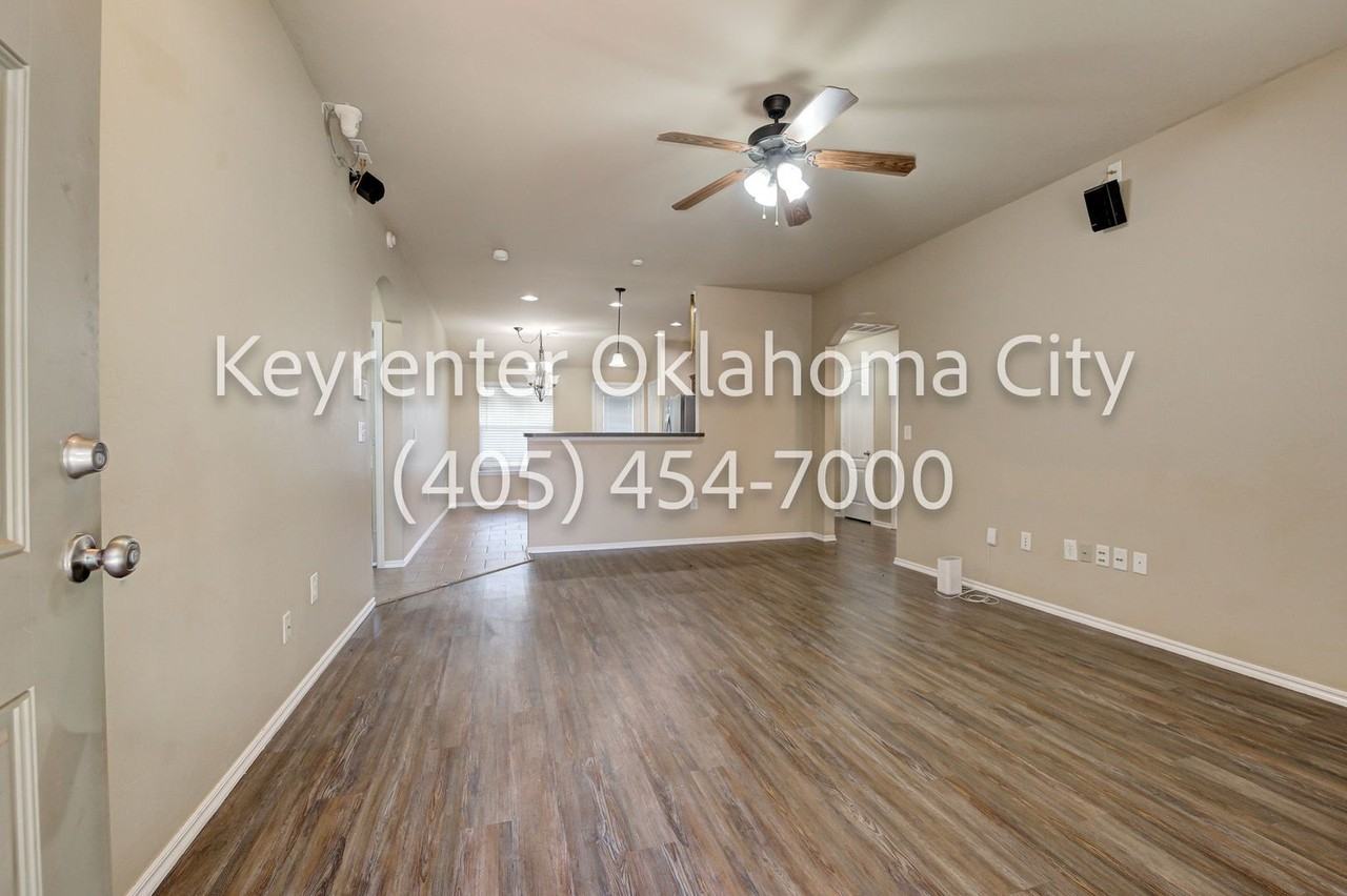629 E Linden Ln - Photo 5 of 31