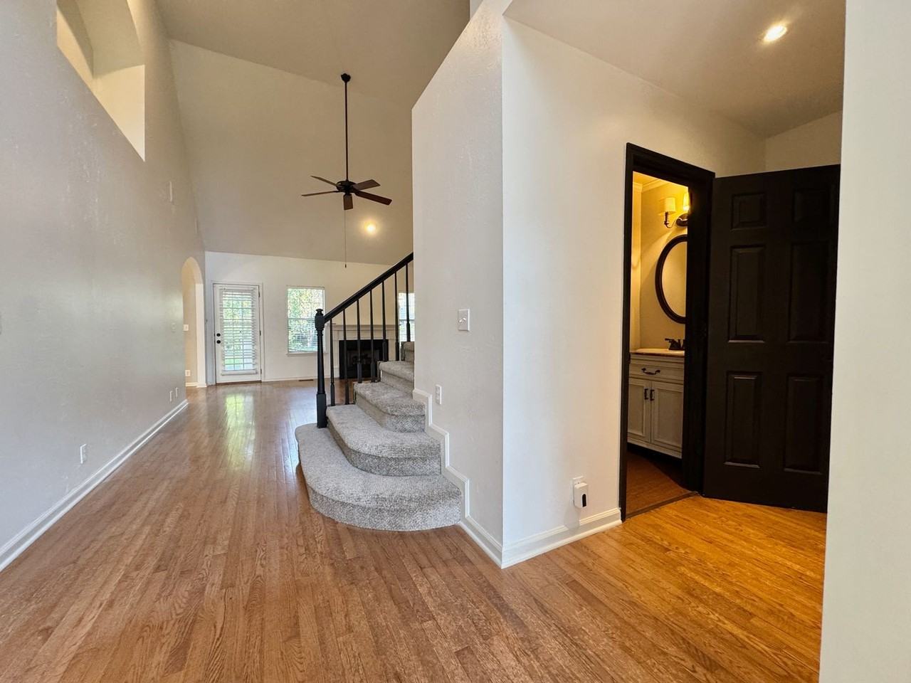 4008 Linden Ct - Photo 3 of 28