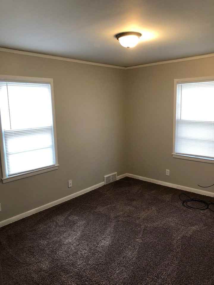 6541 N 35th St - Photo 6 of 11